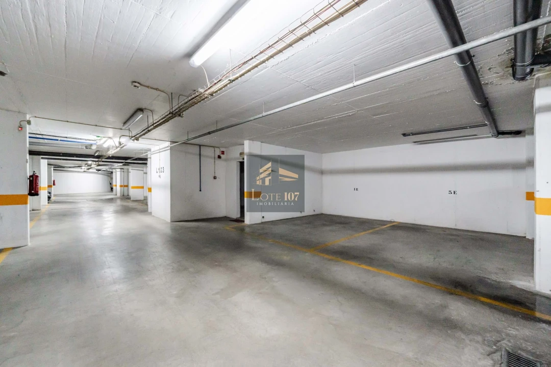 Apartamento T2 para Venda em Pinhal Novo Foto 27