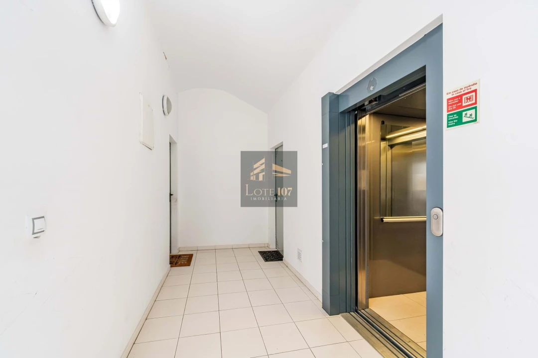 Apartamento T2 para Venda em Pinhal Novo Foto 25