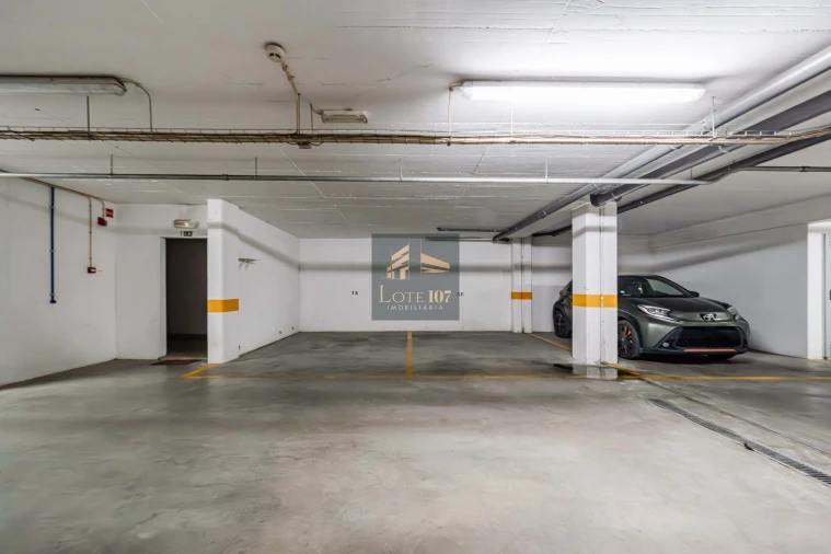 Apartamento T2 para Venda em Pinhal Novo Foto 28