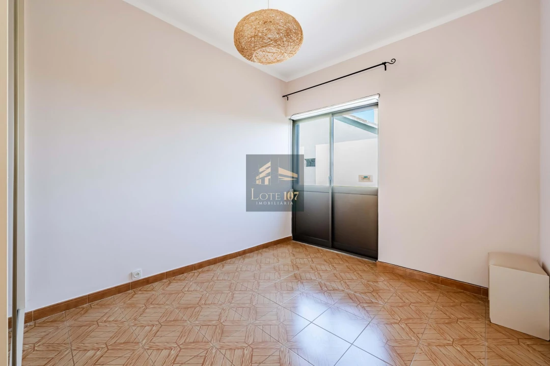 Apartamento T2 para Venda em Barreiro e Lavradio Foto 7