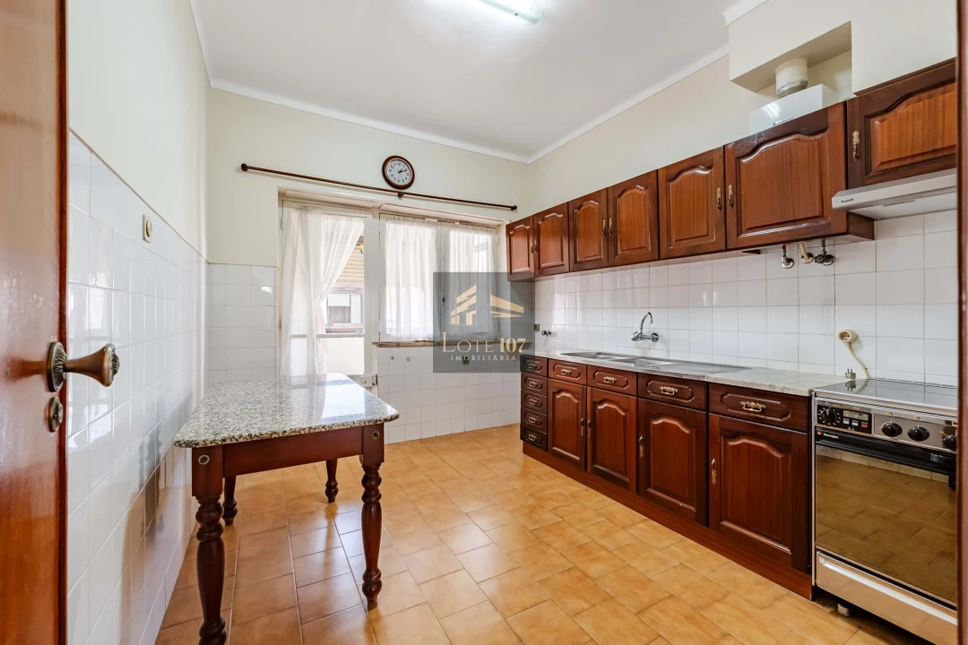Apartamento T2 para Venda em Barreiro e Lavradio Foto 1