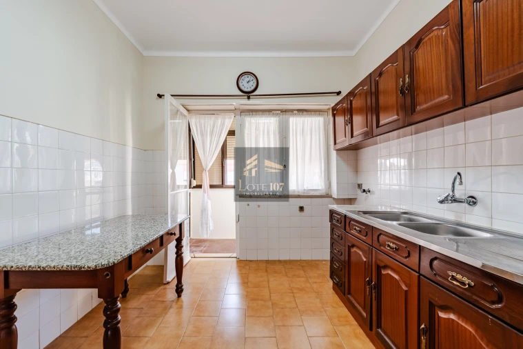 Apartamento T2 para Venda em Barreiro e Lavradio Foto 18
