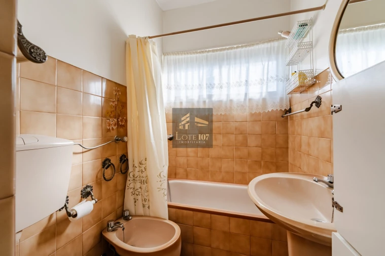 Apartamento T2 para Venda em Barreiro e Lavradio Foto 13
