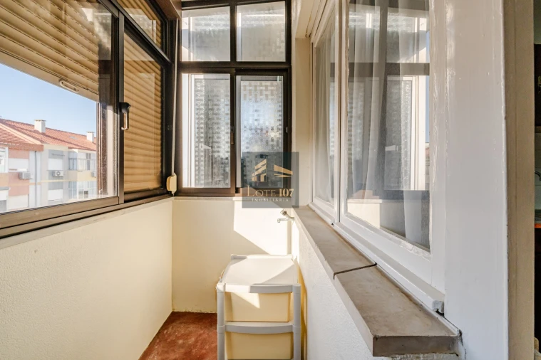 Apartamento T2 para Venda em Barreiro e Lavradio Foto 21