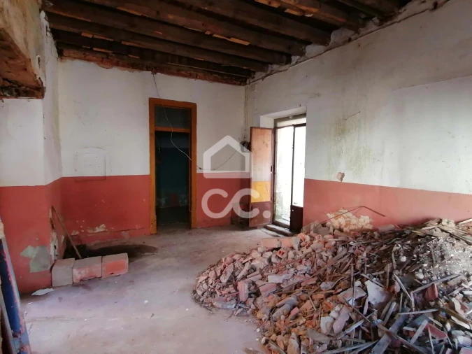 Moradia T2 para Venda em Bombarral e Vale Covo Foto 5