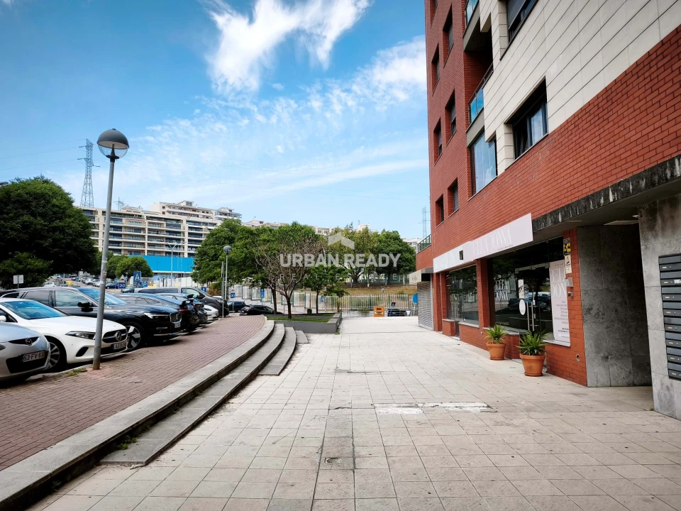 Apartamento T1 para Venda em Odivelas Foto 48