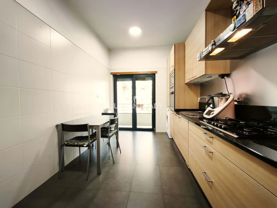 Apartamento T1 para Venda em Odivelas Foto 23