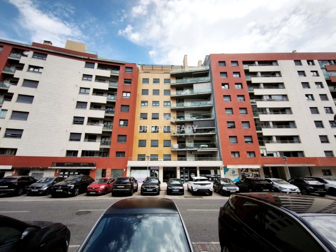 Apartamento T1 para Venda em Odivelas Foto 50