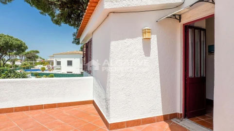 Moradia T3 para Venda em Quarteira