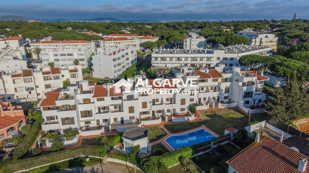 Apartamento T2 para Venda em Quarteira Foto 1