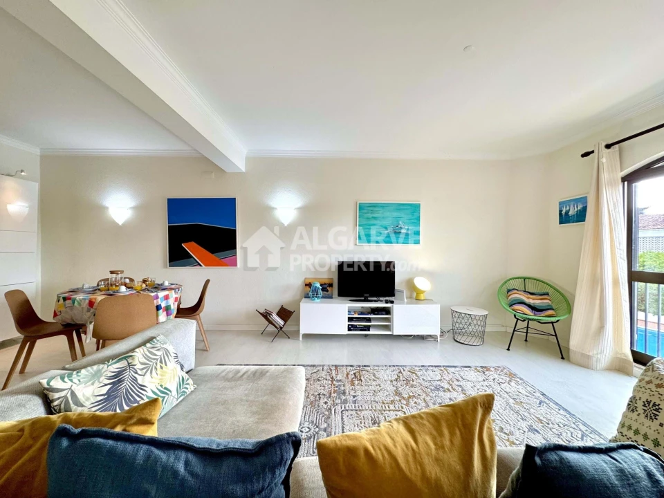 Apartamento T2 para Venda em Quarteira Foto 4
