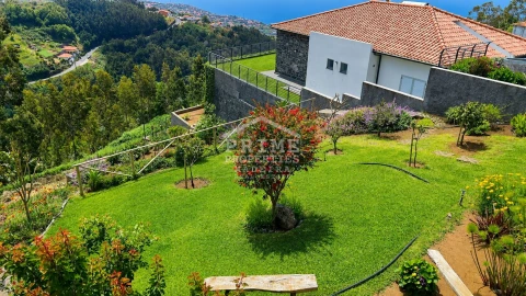 Moradia T4 para Venda em Tabua