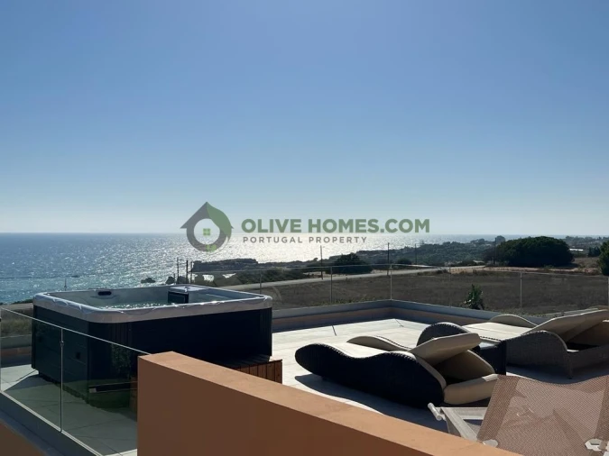 Moradia T5 para Venda em Albufeira e Olhos de Água Foto 2