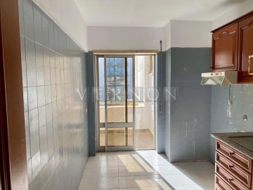 Apartamento T2 para Venda em Portimão
