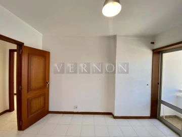 Apartamento T2 para Venda em Portimão