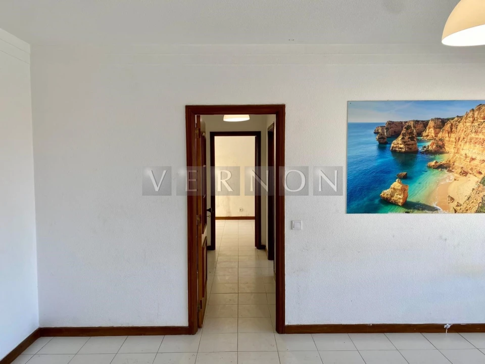 Apartamento T2 para Venda em Portimão Foto 7