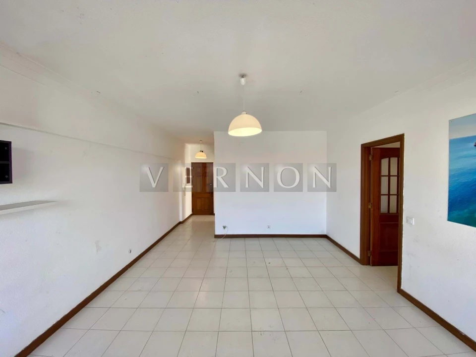 Apartamento T2 para Venda em Portimão Foto 9