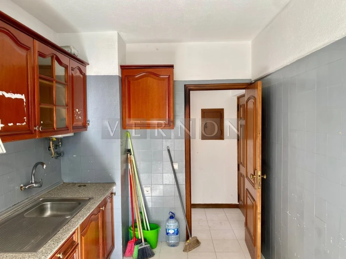 Apartamento T2 para Venda em Portimão Foto 16