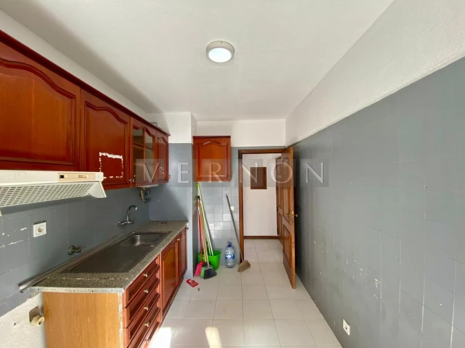 Apartamento T2 para Venda em Portimão Foto 15