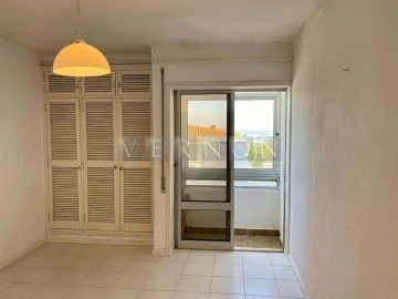 Apartamento T3 para Venda em Portimão