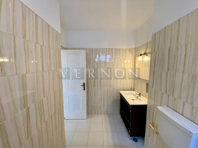 Apartamento T3 para Venda em Portimão Foto 30
