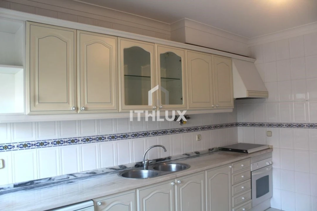 Apartamento T2 para Venda em Algueirão-Mem Martins Foto 3