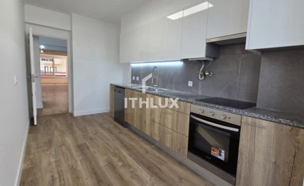 Apartamento T3 para Venda em São Domingos de Benfica