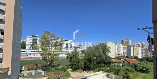 Apartamento T3 para Venda em São Domingos de Benfica