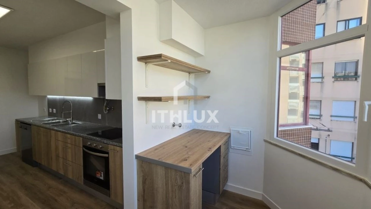 Apartamento T3 para Venda em São Domingos de Benfica Foto 3