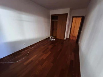 Apartamento T3 para Arrendamento em Azeitão (São Lourenço e São Simão)