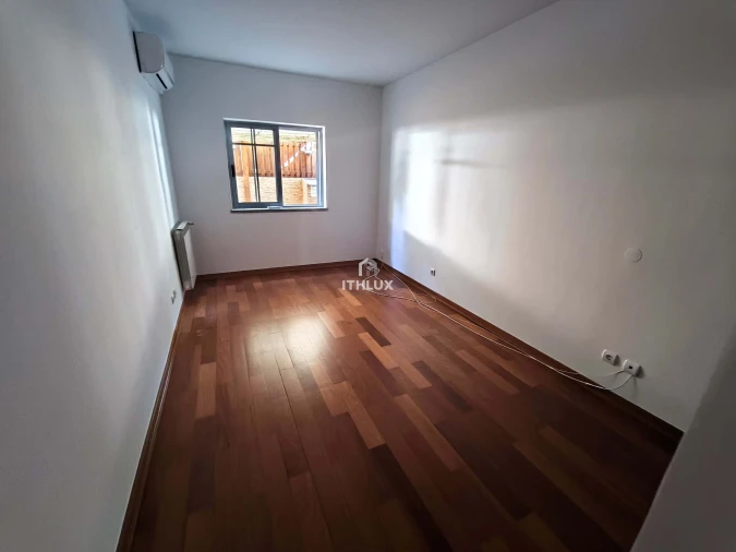 Apartamento T3 para Arrendamento em Azeitão (São Lourenço e São Simão) Foto 10