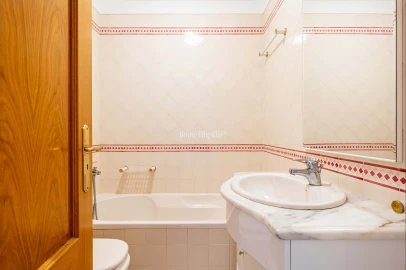 Apartamento T3 para Arrendamento em Cascais e Estoril