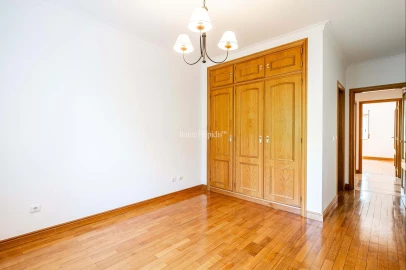 Apartamento T3 para Arrendamento em Cascais e Estoril