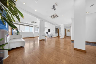 Apartamento T4 para Venda em Alvalade