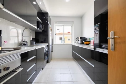 Apartamento T3 para Venda em Portimão
