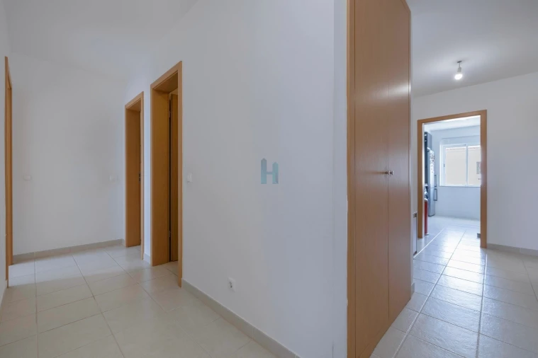Apartamento T3 para Venda em Portimão Foto 9