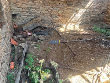 Terreno para Venda em Freixial e Juncal do Campo