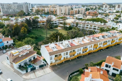 Apartamento para Venda em Quarteira