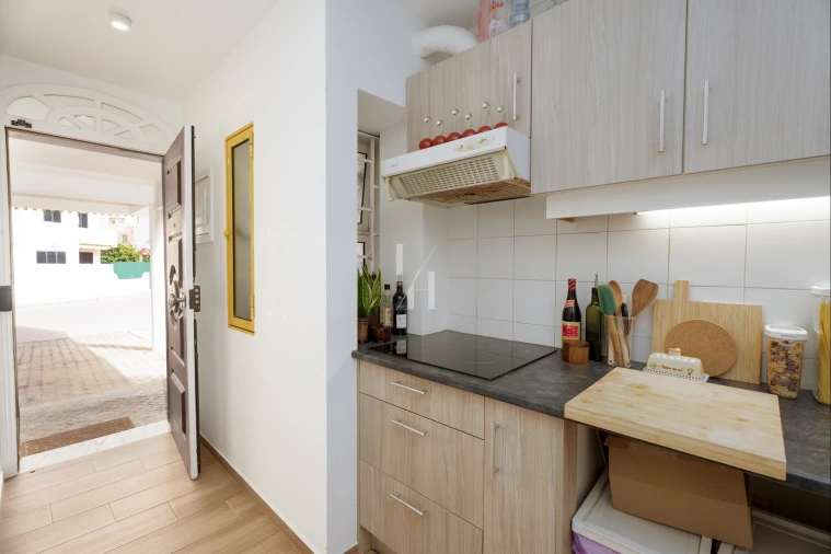 Apartamento para Venda em Quarteira Foto 16