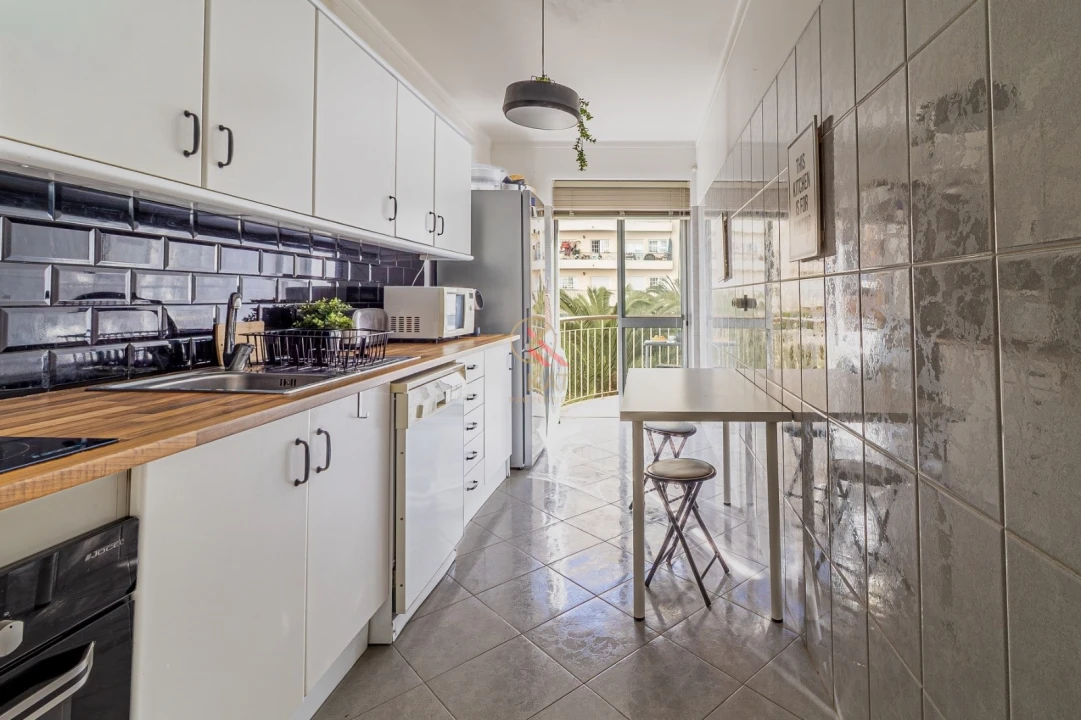 Apartamento T1 para Venda em Armação de Pera Foto 10