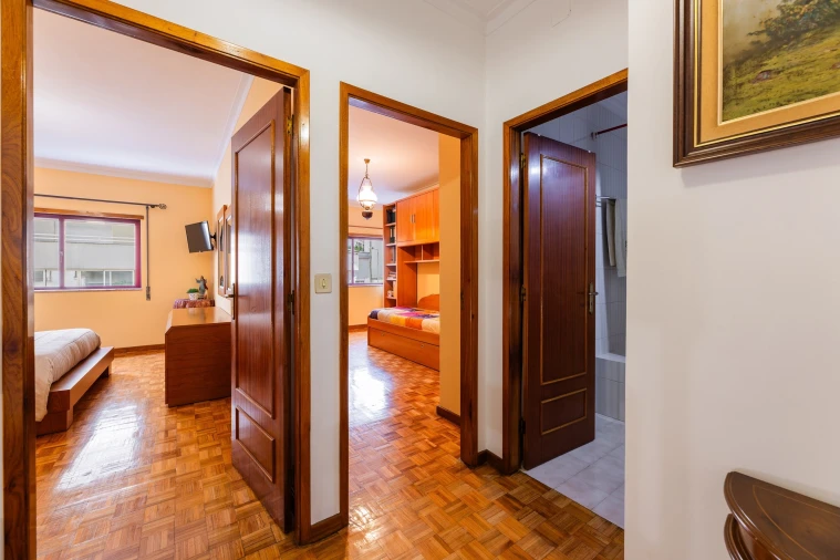 Apartamento T2 para Venda em Braga (Maximinos, Sé e Cividade) Foto 19