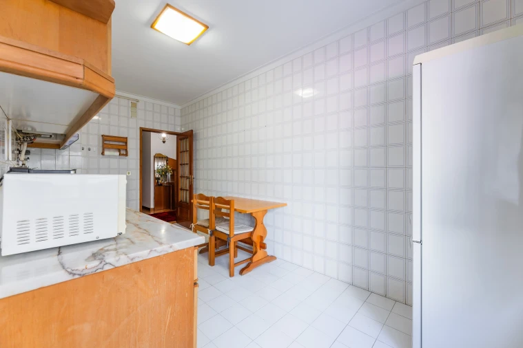 Apartamento T2 para Venda em Braga (Maximinos, Sé e Cividade) Foto 14