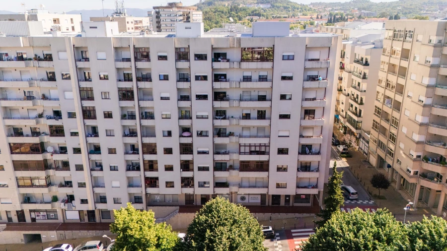 Apartamento T2 para Venda em Braga (Maximinos, Sé e Cividade) Foto 33