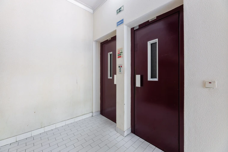 Apartamento T2 para Venda em Braga (Maximinos, Sé e Cividade) Foto 3