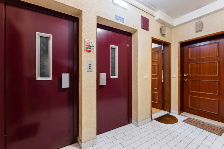 Apartamento T2 para Venda em Braga (Maximinos, Sé e Cividade) Foto 4
