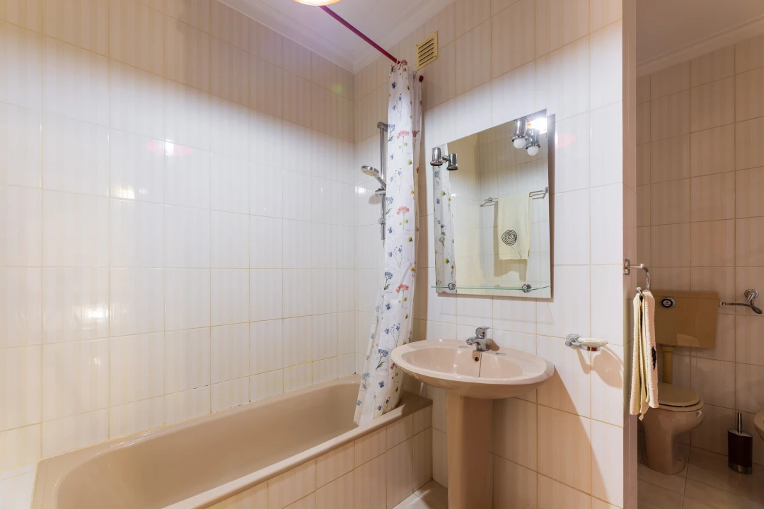 Apartamento T2 para Venda em Braga (Maximinos, Sé e Cividade) Foto 24