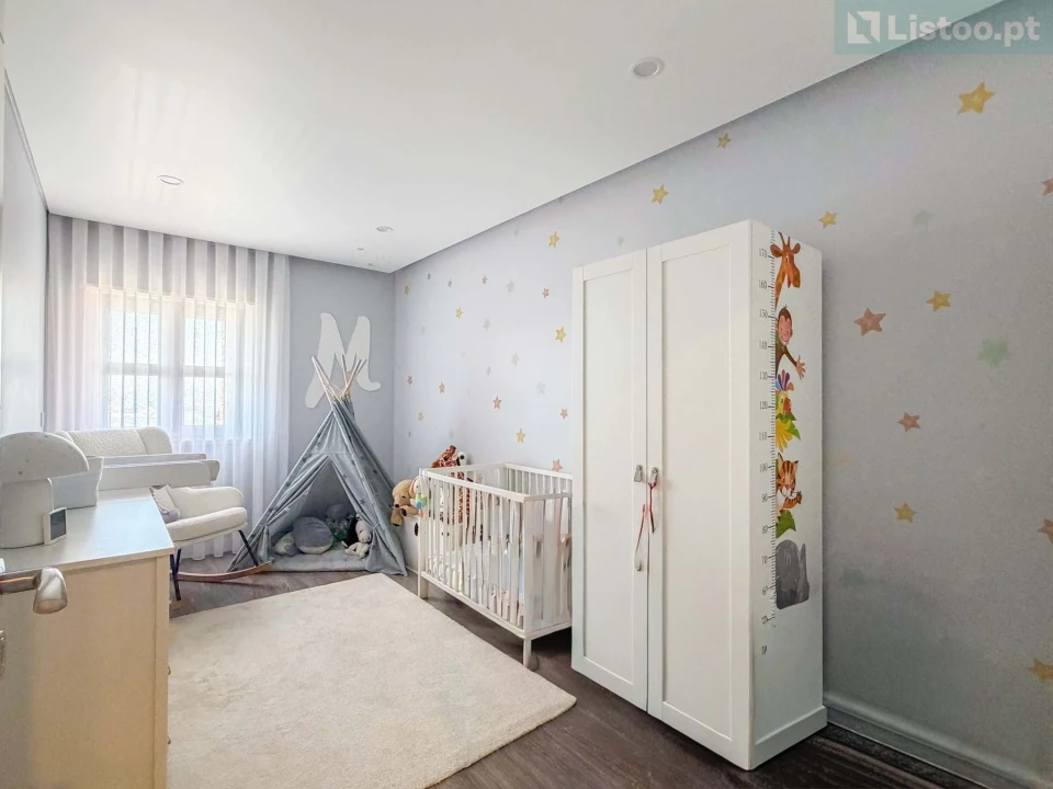 Apartamento T4 para Venda em Venteira Foto 20