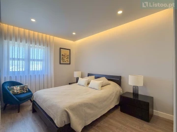 Apartamento T4 para Venda em Venteira