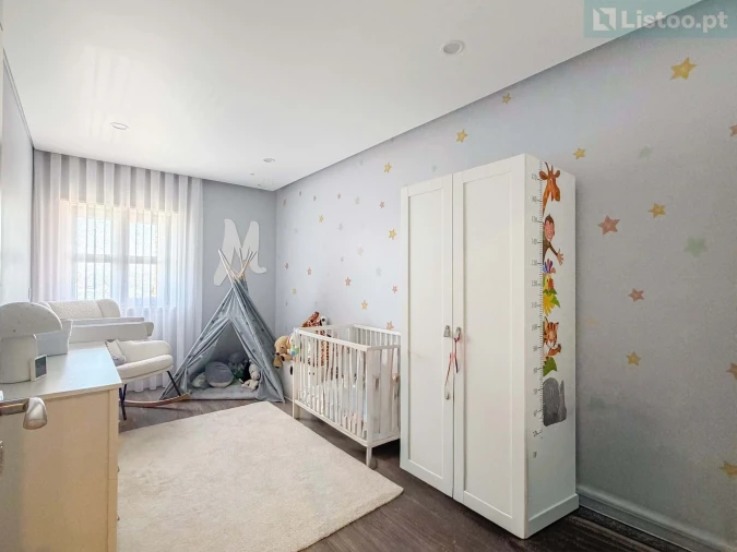 Apartamento T4 para Venda em Venteira Foto 20