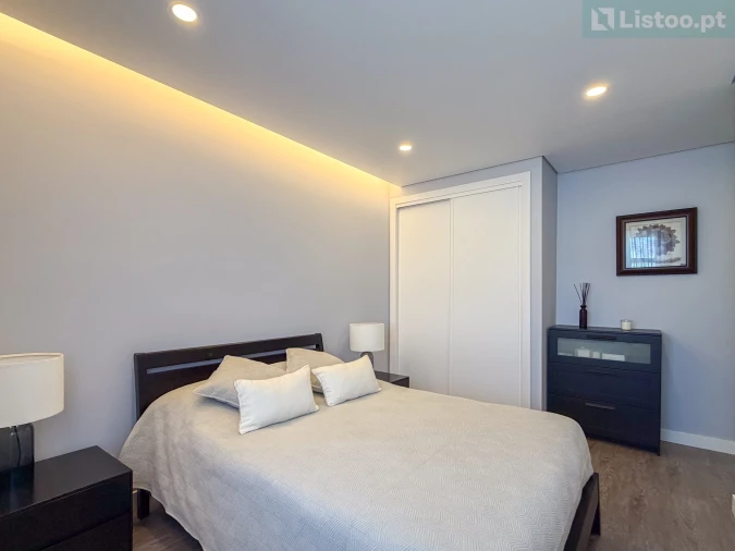 Apartamento T4 para Venda em Venteira Foto 15
